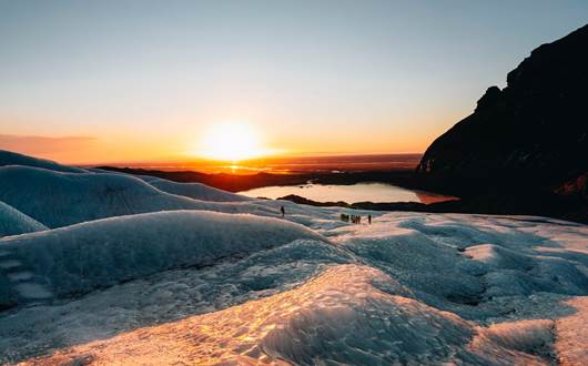 Complete Travel Guide to Visiting Iceland in January Complete Travel Guide to Visiting Iceland in January